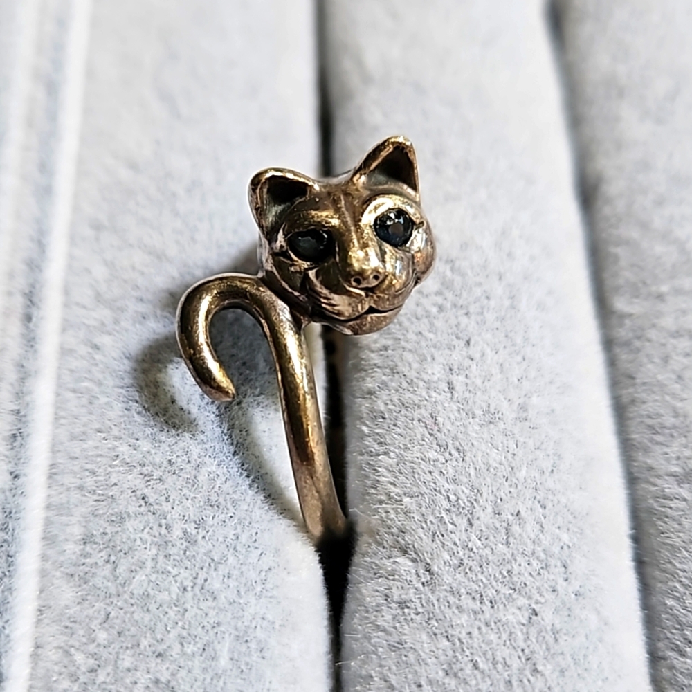 Sterling Silver Sapphire Cat Ring